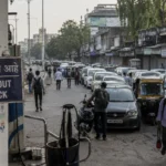 पेट्रोल संपले तर... (मराठी निबंध): Petrol Sample tar Marathi Nibandh
